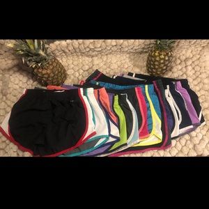 NIKE  - athletic shorts -